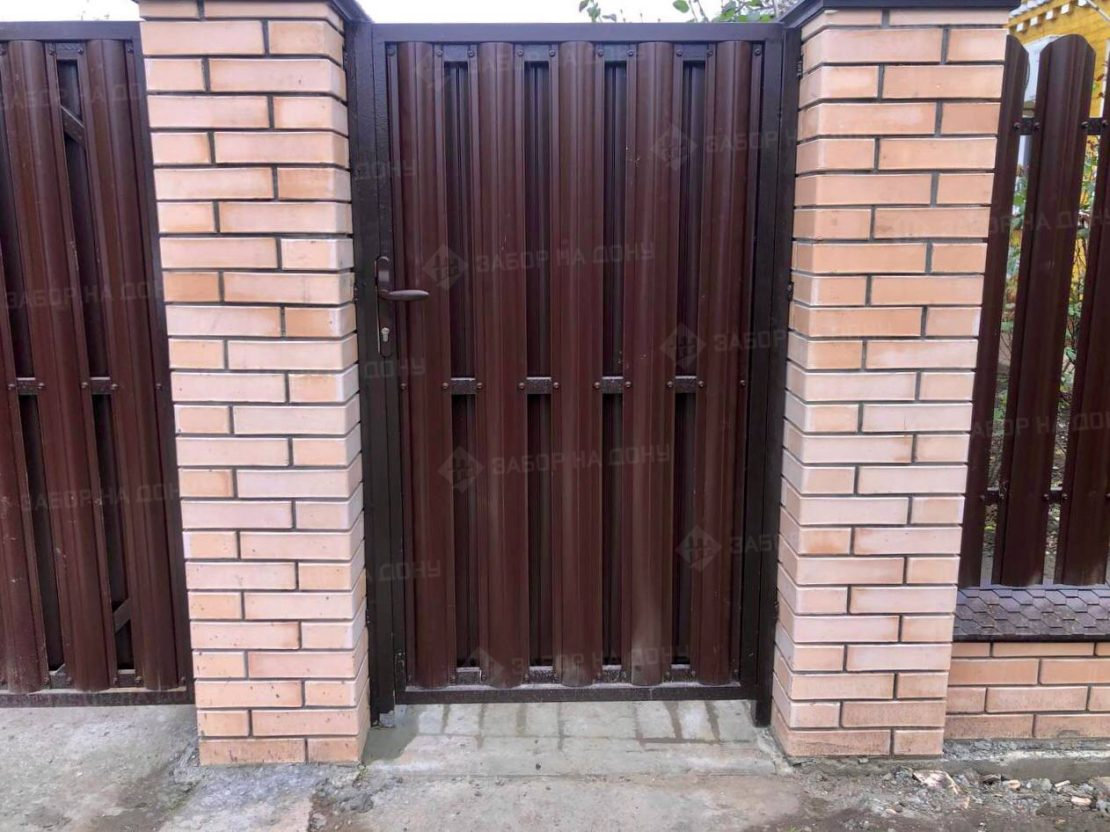 Калитка из евроштакетника  в Рузе
